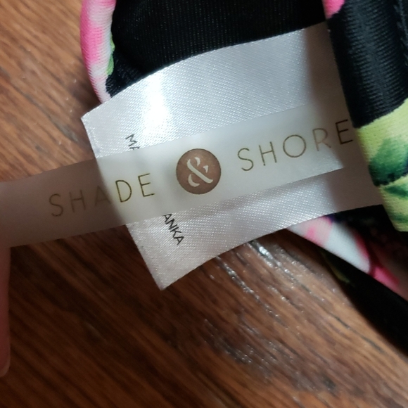 Shade & Shore floral padded bikini top - 38B EUC - Picture 6 of 9